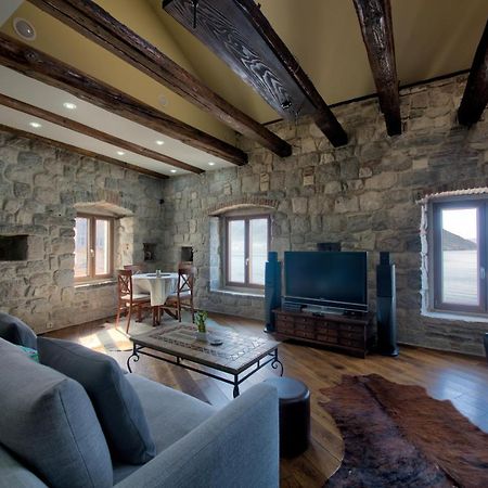 Kazerma Apartment Perast Buitenkant foto
