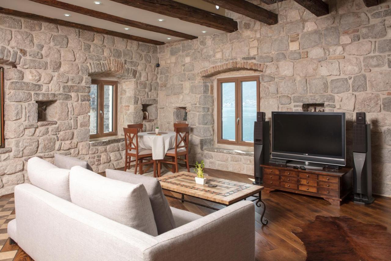 Kazerma Apartment Perast Buitenkant foto